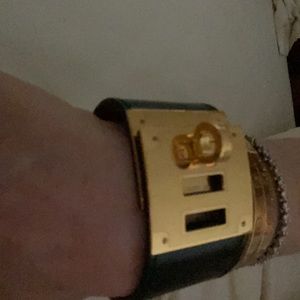 Hermès classic black leather cuff